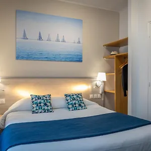 3* Отель Logis Rex